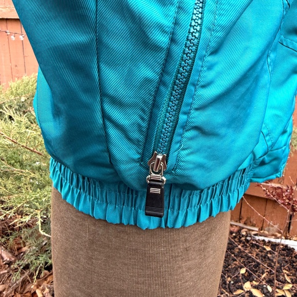 Must Have Retro Vintage 80s Teal Ski/Snow Jacket - Picture 11 of 16